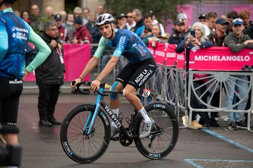 Tronchon vince in volata la 10^ tappa della Vuelta, Mas resta leader Tronchon vince in volata la 10^ tappa della Vuelta, Mas resta leader