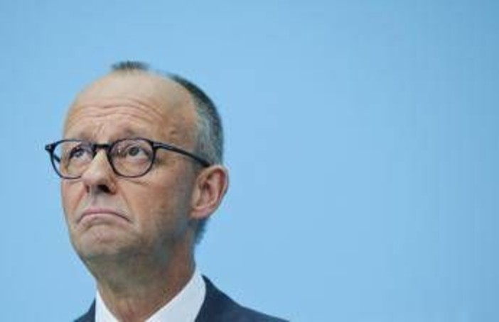 Germania, Merz: "Governo resta per garantire futuro democratico, voto va oltre la mia persona" Germania, Merz: "Governo resta per garantire futuro democratico, voto va oltre la mia persona"