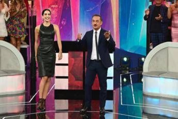 'Freeze - Chi sta fermo vince' stasera 14 ottobre: ospiti e anticipazioni