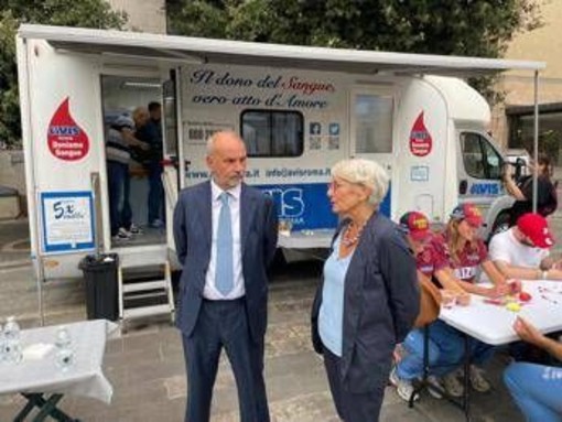 Emergenza sangue nel Lazio, in Campania e Sicilia: oggi a piazza Mastai la raccolta straordinaria Adnkronos-Avis Emergenza sangue nel Lazio, in Campania e Sicilia: oggi a piazza Mastai la raccolta straordinaria Adnkronos-Avis