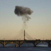 Ucraina, Russia colpisce un altro ponte a Kiev. Il sindaco: "Gli attacchi stanno distruggendo la città" Ucraina, Russia colpisce un altro ponte a Kiev. Il sindaco: "Gli attacchi stanno distruggendo la città"
