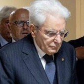 Violenza sulle donne, Mattarella: "Emergenza di primaria importanza nel nostro Paese"
