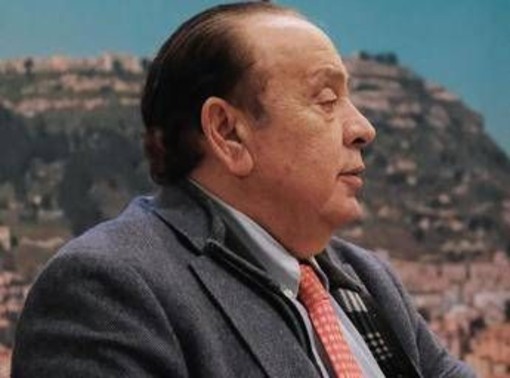 Vladimiro Crisafulli è il nuovo sindaco di Enna, vince senza il simbolo del Pd Vladimiro Crisafulli è il nuovo sindaco di Enna, vince senza il simbolo del Pd