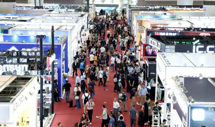 Cina, 100 eventi per incentivare le importazioni Cina, 100 eventi per incentivare le importazioni