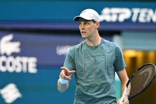 Montecarlo, Sinner si ritira dal torneo di doppio: cos'è successo