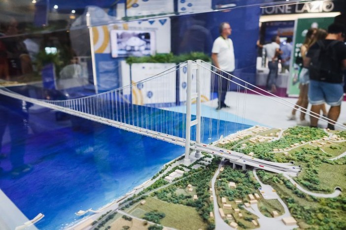 Ponte sullo Stretto, nuovo stop della Corte dei conti. Salvini “Resto fiducioso”