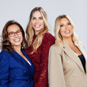 Grande Fratello Vip, oggi l'Open House solo per quattro concorrenti. Cesara Buonamici: "Pronta a divertirmi" Grande Fratello Vip, oggi l'Open House solo per quattro concorrenti. Cesara Buonamici: "Pronta a divertirmi"
