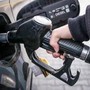 Diesel, niente accise mobili: stop allo sconto, i prezzi salgono