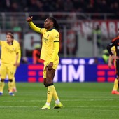 Leao risponde a Nico Paz, il recupero Milan-Como finisce 1-1 Leao risponde a Nico Paz, il recupero Milan-Como finisce 1-1