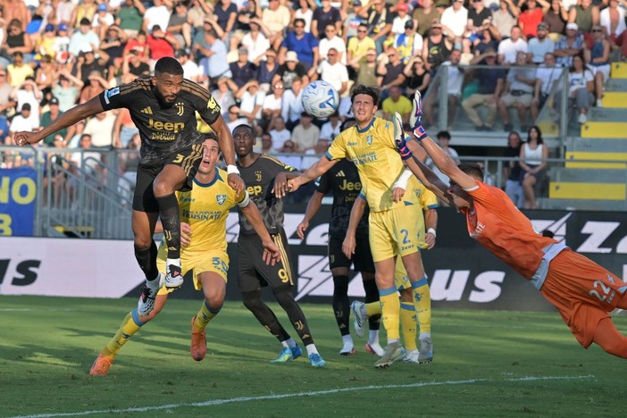 Esordio ok per la Juventus: Bremer firma il successo sul Frosinone Esordio ok per la Juventus: Bremer firma il successo sul Frosinone