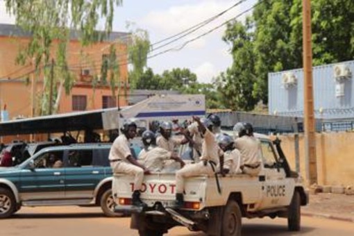 Niger, caos a Niamey: esplosioni e spari, interrotte trasmissioni tv