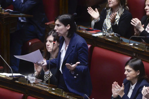 Schlein “Governo Meloni vive chiuso nel palazzo, no a larghe con intese con FI” Schlein “Governo Meloni vive chiuso nel palazzo, no a larghe con intese con FI”