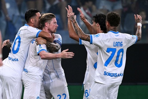 Il Napoli di Allegri parte col piede giusto: 2-0 al Genoa Il Napoli di Allegri parte col piede giusto: 2-0 al Genoa