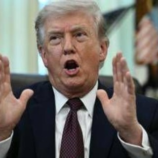 Trump: "Iran ha chiesto cessate il fuoco". Teheran: "Non è vero"