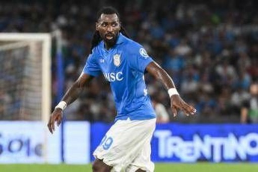 Napoli, lesione di primo grado all'adduttore lungo della coscia destra per Anguissa Napoli, lesione di primo grado all'adduttore lungo della coscia destra per Anguissa