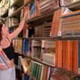 Caro libri, emergenza rincari alla vigilia del rientro a scuola: "Fino a 1200 euro tra zaini e testi"