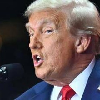Trump: &quot;Charlie Kirk un martire, io odio i miei avversari&quot;