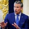 Iran-Usa, Teheran accusa: "Washington in guerra economica dopo aver esaurito armi ". Hegseth: "Non escludiamo ricorso ad attacchi militari"
