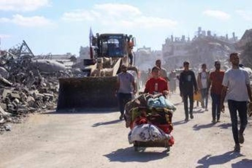 Gaza, Hamas a caccia di spie: &quot;Giustizia severa per chi non le consegna&quot;