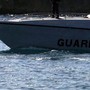 Bimba si tuffa da catamarano ma si ferisce alla testa, salvata nelle acque davanti a Palmarola