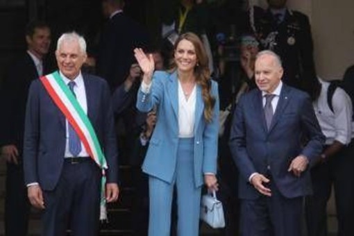 Kate è arrivata a Reggio Emilia, è il suo primo viaggio all'estero dopo la malattia