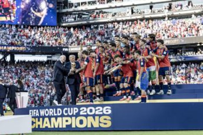 Trump e la Spagna, dal gelo diplomatico alla consegna della Coppa del Mondo Trump e la Spagna, dal gelo diplomatico alla consegna della Coppa del Mondo