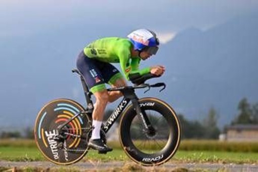 Europei, Roglic campione a cronometro a quasi 37 anni e con la radio fuori uso Europei, Roglic campione a cronometro a quasi 37 anni e con la radio fuori uso