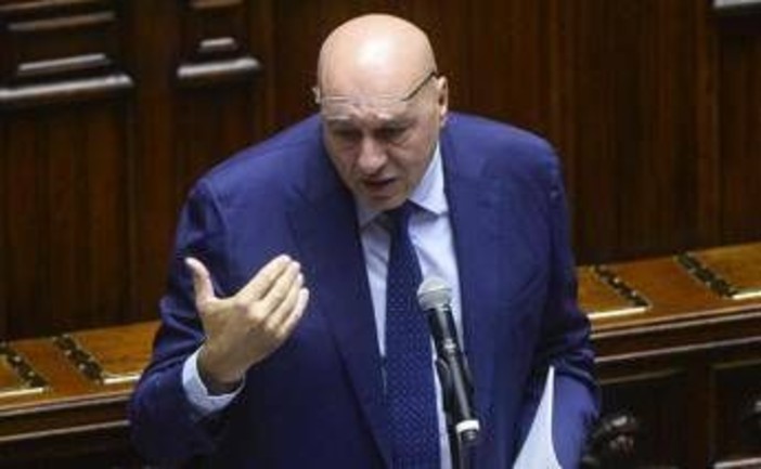 Servizio militare in Italia, Crosetto: &quot;La mia idea è portare ddl in Parlamento&quot;