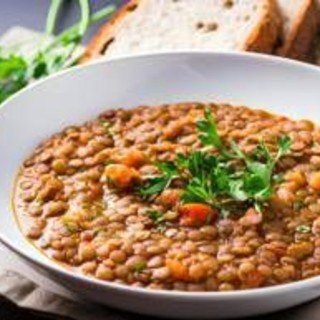 Uomo in rianimazione con esofago lacerato, esperto: "Non è colpa delle lenticchie"