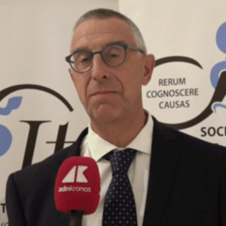 Vaccini, igienista Gabutti: "Aumentare coperture aiuta contrasto a resistenza batterica" Vaccini, igienista Gabutti: "Aumentare coperture aiuta contrasto a resistenza batterica"