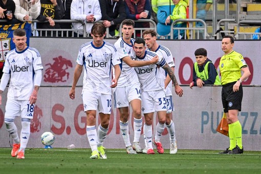 Baturina e Da Cunha mettono ko il Cagliari, Como da Champions