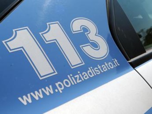 Milano, colpito con venti coltellate alla schiena per strada: grave un 55enne Milano, colpito con venti coltellate alla schiena per strada: grave un 55enne