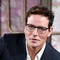 Infortunio sul set per Gabriel Garko, il video dall'ospedale sulla sedia a rotelle