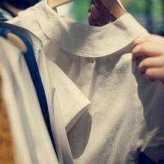 I vestiti che indossiamo sono sicuri? L'analisi dei medici anti-fake news
