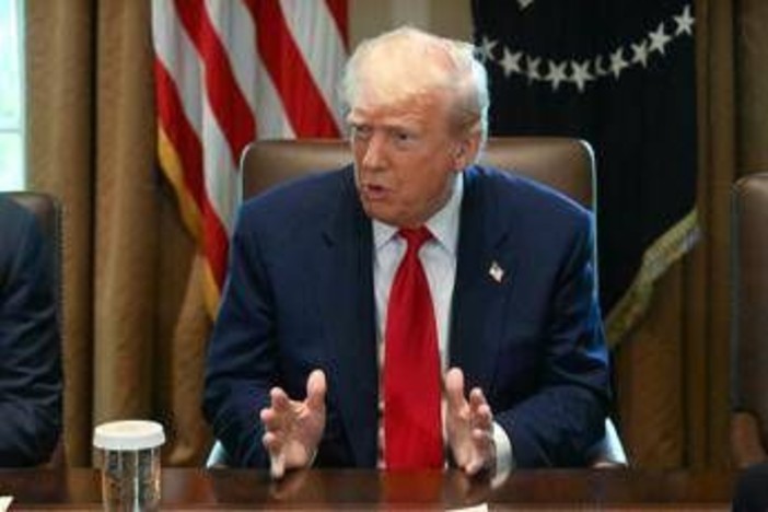 Trump, no a terzo mandato da presidente: &quot;Non mi candiderò per elezioni 2028&quot;