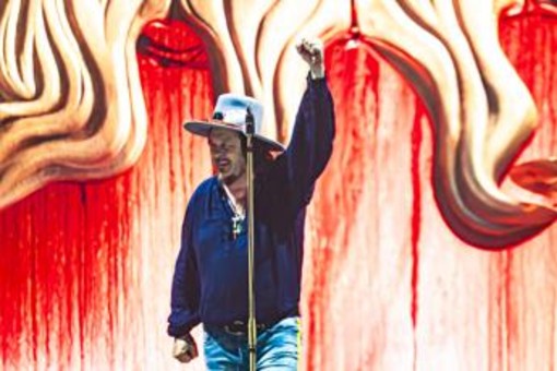 Zucchero: "Oggi fare live è più facile, giovani con i social sono macchine da guerra"