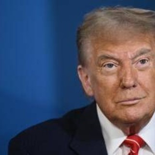 Dazi, &quot;Trump spinge per tariffe minime al 15-20% su merci Ue&quot;
