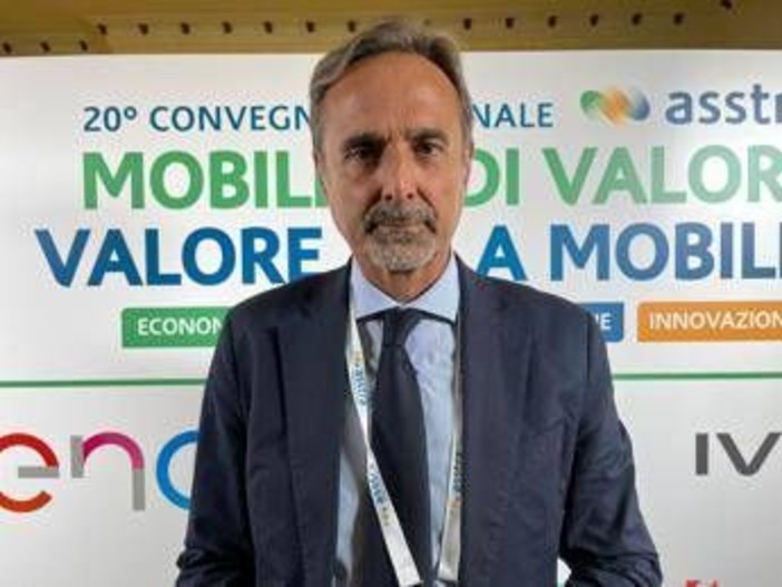 Poledrini (Arst): "Depositi energetici e idrogeno, così cambia il trasporto" Poledrini (Arst): "Depositi energetici e idrogeno, così cambia il trasporto"