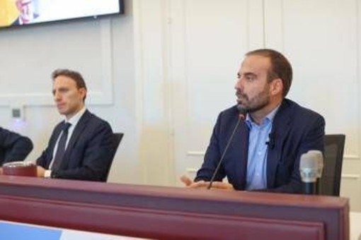 Elezioni, Marattin: "Siamo liberali, parliamo con chiunque, guardiamo ai temi" Elezioni, Marattin: "Siamo liberali, parliamo con chiunque, guardiamo ai temi"