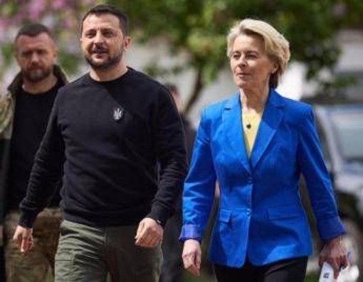 Zelensky: &quot;Servono garanzie di sicurezza&quot;. Domani leader Ue alla Casa Bianca, anche Meloni. Trump: &quot;Grandi progressi con Russia&quot;