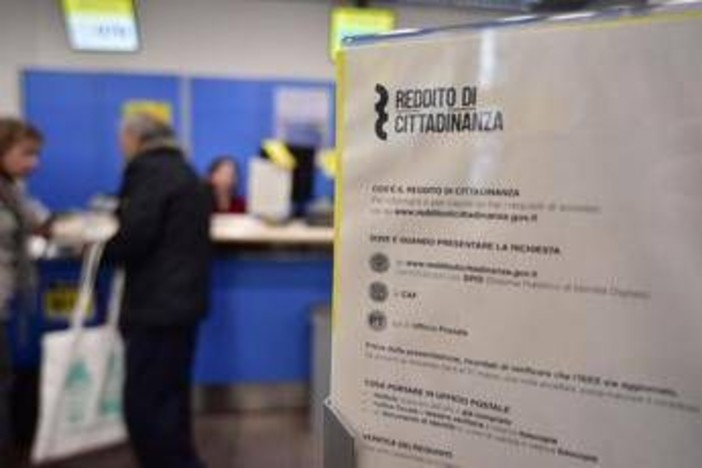 Extracomunitario percepì Rdc senza diritto, giudice lo assolve: "Colpa del Caf" Extracomunitario percepì Rdc senza diritto, giudice lo assolve: "Colpa del Caf"