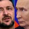 Ucraina, Macron parla con Zelensky e leader Ue: &quot;Futuro non si decida senza Kiev&quot;