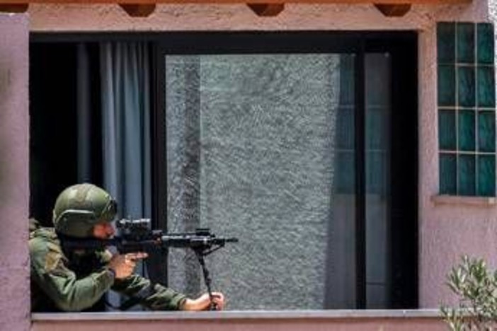 Libano, Netanyahu ordina di attaccare la periferia di Beirut: Hezbollah nel mirino Libano, Netanyahu ordina di attaccare la periferia di Beirut: Hezbollah nel mirino