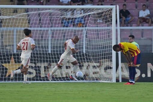 Malen show anche a Lecce, altro poker per la Roma