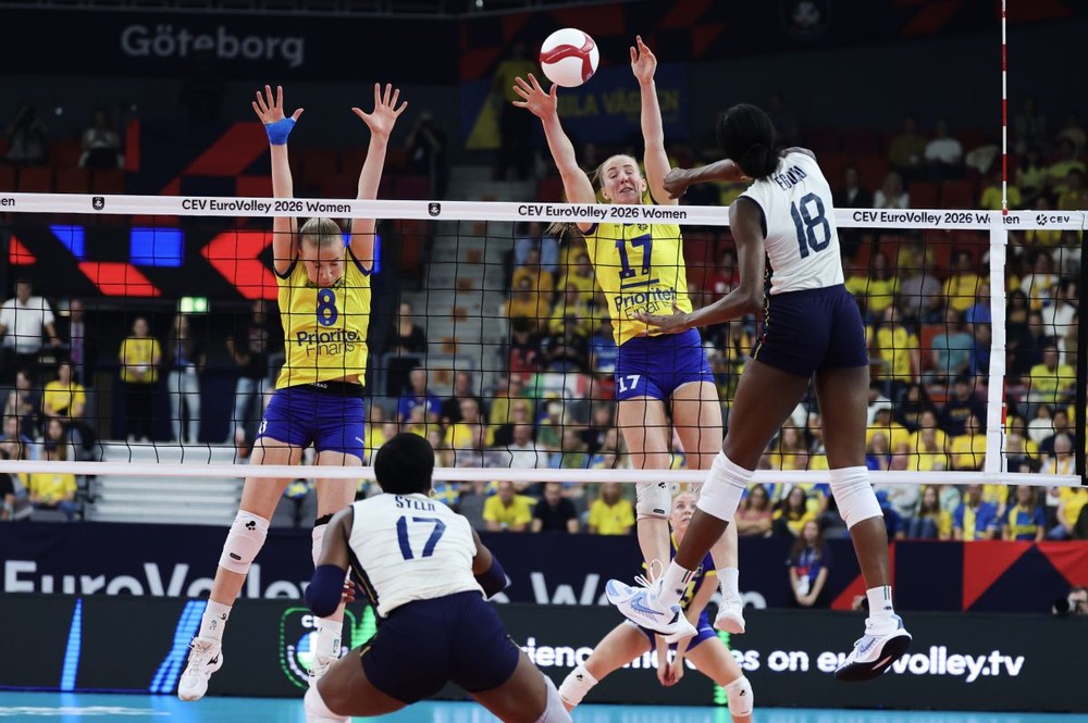 Europei femminili di volley, l’Italia batte la Svezia e va in semifinale