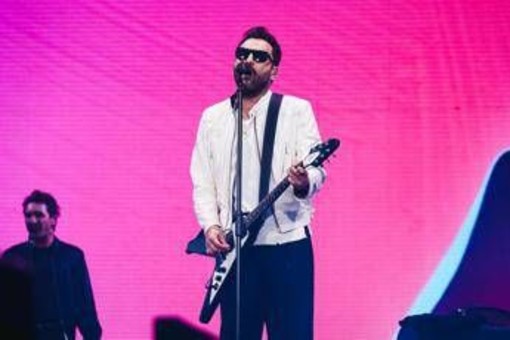 Cesare Cremonini, stasera su Rai1 lo show al Circo Massimo: gli ospiti