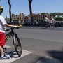 Codice della strada, da patente a 17 anni a obbligo casco e contrassegno e-bike: le 15 novità allo studio