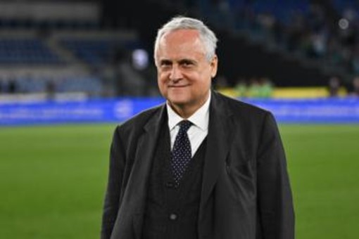 Lazio, Lotito scrive ai tifosi: "La nostra fede attraversa le generazioni" Lazio, Lotito scrive ai tifosi: "La nostra fede attraversa le generazioni"