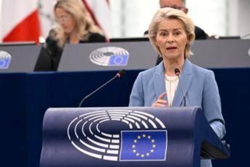 Caro energia, von der Leyen: "Situazione potrebbe aggravarsi in inverno". E annuncia una task force europea