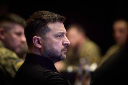 Devastante attacco russo all'Ucraina, Zelensky promette: "Risponderemo" Devastante attacco russo all'Ucraina, Zelensky promette: "Risponderemo"